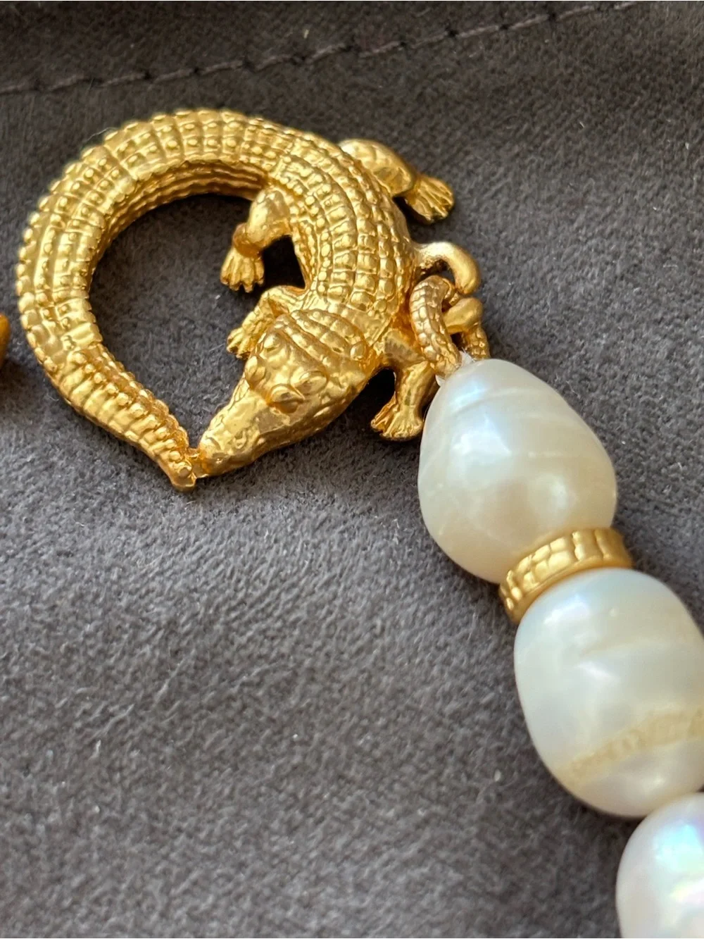 NWOT Julie Vos Gold and White Baroque Pearl Bracelet